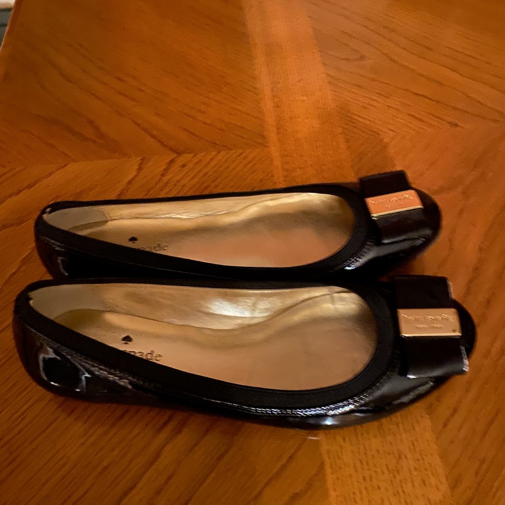 Black patent flats
